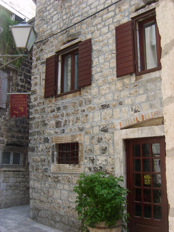 Rooms Roso Trogir Exterior photo